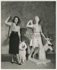 3m440 GLORIA GORDON 8.25x10 still 1940s with her dog mimicking a statue of the goddess Artimus!