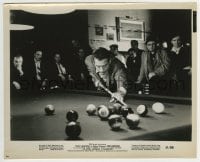 3m506 HUSTLER 8.25x10 still 1961 wonderful image of Paul Newman as Fast Eddie shooting pool!