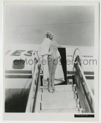 3m983 WILL SUCCESS SPOIL ROCK HUNTER 8.25x10 still 1957 Jayne Mansfield in swimsuit boarding plane!
