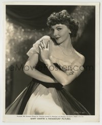 3m661 MARY MARTIN 8.25x10 still 1939 great c/u with her arms crossed, The Great Victor Herbert!