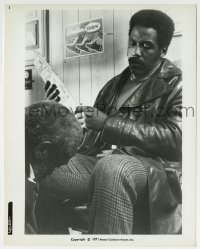 3m859 SHAFT 8x10.25 still 1971 dapper black detective Richard Roundtree getting a shine!