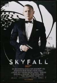 3w799 SKYFALL int'l advance DS 1sh 2012 October style, Craig as James Bond standing in gun barrel!