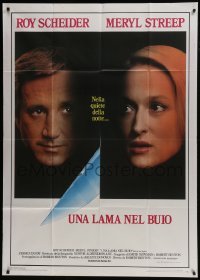 4b442 STILL OF THE NIGHT Italian 1p 1982 art of knife between Roy Scheider & Meryl Streep!