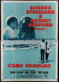 4b145 WAY WE WERE Italian 2p 1974 Barbra Streisand & Robert Redford walk on beach & kissing!
