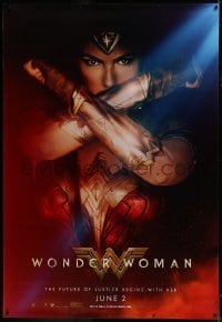 4c059 WONDER WOMAN bus stop 2017 image of sexiest Gal Gadot in title role with arms crossed!
