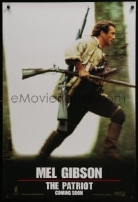 4g683 PATRIOT int'l teaser DS 1sh 2000 huge close up image of Mel Gibson running w/guns!