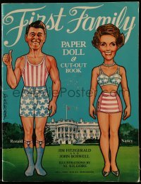 4h540 FIRST FAMILY PAPER DOLL & CUT-OUT BOOK softcover book 1981 Ronald Reagan, Nancy & kids!