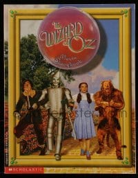 4h623 WIZARD OF OZ softcover book 1998 Movie Storybook with many color illustrations!