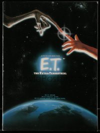 4h156 E.T. THE EXTRA TERRESTRIAL Japanese program 1982 Steven Spielberg classic, John Alvin art!