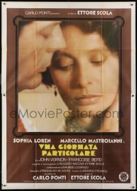 4j409 SPECIAL DAY Italian 2p 1977 best super close up of Sophia Loren & Marcello Mastroianni!