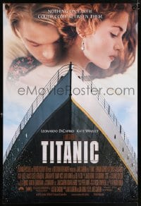 4r959 TITANIC DS 1sh 1997 Leonardo DiCaprio, Kate Winslet, directed by James Cameron!