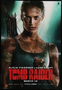 4r962 TOMB RAIDER teaser DS 1sh 2018 sexy close-up image of Alicia Vikander as Lara Croft!