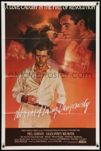 4s993 YEAR OF LIVING DANGEROUSLY 1sh 1983 Peter Weir, great artwork of Mel Gibson by Stapleton!