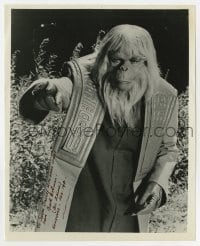 4t413 BOOTH COLMAN signed TV 8x10 still 1974 c/u in costume as Dr. Zaius in Planet of the Apes!