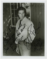 4t847 JEFF FAHEY signed 8x10.25 REPRO 1990s great casual portrait of the actor!