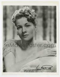 4t852 JOAN FONTAINE signed 8x10.25 REPRO still 1980s head & shoulders c/u of the beautiful star!