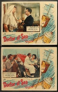 4w863 DOCTOR AT SEA 2 English LCs 1956 Dirk Bogarde, James Robertson Justice, great ship border art!