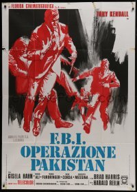 5a780 FBI OPERATION PAKISTAN Italian 1p 1972 cool art of spies by Averardo Ciriello!