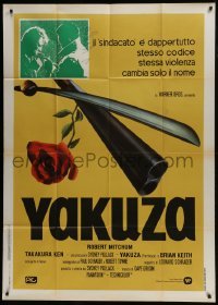 5a993 YAKUZA Italian 1p 1975 Robert Mitchum, Paul Schrader, different sword, rose & shotgun art!