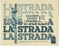 5b275 LA STRADA TC 1954 Federico Fellini, Anthony Quinn, Giulietta Masina in clown makeup!