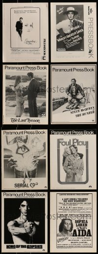 5d267 LOT OF 8 UNCUT PRESSBOOKS 1970s-1980s advertising for a variety of different movies!