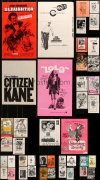 5d243 LOT OF 46 UNCUT PRESSBOOKS 1970s advertising for a variety of different movies!