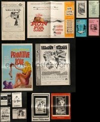 5d261 LOT OF 14 UNCUT PRESSBOOKS 1960s-1970s advertising for a variety of different movies!