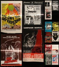 5d260 LOT OF 15 UNCUT HORROR/SCI-FI PRESSBOOKS 1950s-1970s advertising for a variety of movies!