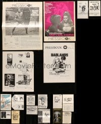 5d257 LOT OF 18 UNCUT PRESSBOOKS 1960s-1970s advertising for a variety of different movies!
