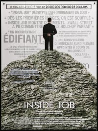 5j791 INSIDE JOB French 1p 2010 Charles Ferguson, Matt Damon standing on huge pile of money!