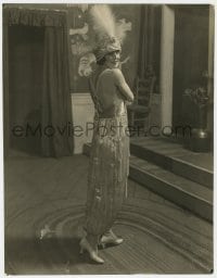 5m830 CLEO MAYFIELD stage play 10.5x13.5 still 1920 fuil-length in wild outfit & feathered turban!