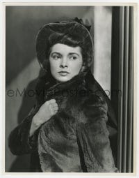 5m969 THAT FORSYTE WOMAN deluxe 10x13 still 1949 c/u of Janet Leigh, MGM's brilliant young actress!