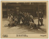 5r331 CAT'S MEOW LC 1924 cop Harry Langdon ignores crowd of people shooting craps in the street!