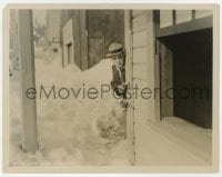 5x325 FROZEN NORTH deluxe 8x10.25 still 1922 great image of Buster Keaton by house pointing 2 guns!