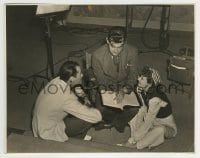 5x516 LADY EVE candid 7.5x9.5 still 1941 Preston Sturges rehearsing with Barbara Stanwyck & Fonda!