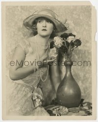 5x526 LAURA LA PLANTE 8x10 still 1925 wearing the latest note in spring millinery fashion!