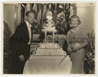 5x533 LESLIE HOWARD 7.75x10 still 1934 Leslie Howard & Alma Lloyd cutting her birthday cake!