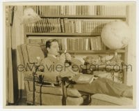 5x946 WARNER BAXTER deluxe 7.75x9.5 still 1930s relaxing in his study at home lighting his pipe!