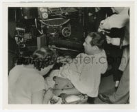 5x990 YOUTH TAKES A FLING candid 8.25x10 still 1938 director Archie Mayo getting haircut & manicure!