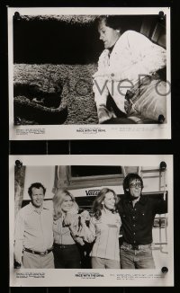 6d671 RACE WITH THE DEVIL 5 8x10 stills 1975 Peter Fonda, Warren Oates, Loretta Swit & Parker