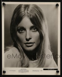 6d994 VALLEY OF THE DOLLS 2 8x10 stills 1967 sexy Sharon Tate taking sleeping pills and close-up!
