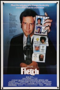 6f301 FLETCH 1sh 1985 Michael Ritchie, wacky detective Chevy Chase has gun pulled on him!