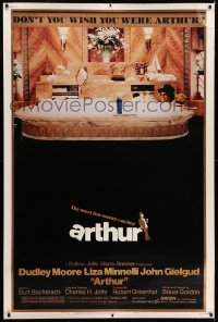 6g352 ARTHUR style B 40x60 1981 image of drunken Dudley Moore in huge bath tub w/martini!