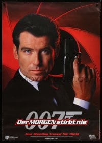 6g267 TOMORROW NEVER DIES teaser German 1997 super close image of Pierce Brosnan as James Bond 007!