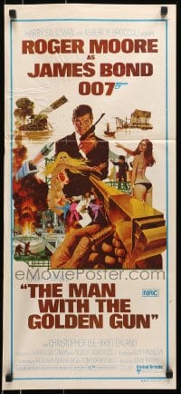 6k778 MAN WITH THE GOLDEN GUN Aust daybill 1974 art of Roger Moore as James Bond by McGinnis!