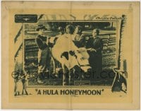 6m481 HULA HONEYMOON LC 1923 couple wanding to get married in Hawaii find a pastor in the pasture!