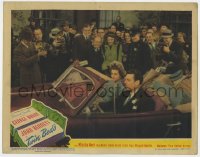 6m935 TWIN BEDS LC 1942 George Brent & Joan Bennett photographed in convertible by huge crowd!