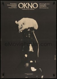 6p966 OKNO Polish 27x37 1981 great close-up Jakub Erol art of mouse perched on top of bottle!