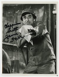 6s342 JAMIE FARR signed TV 7x9 still 1979 great close up as wacky Corporal Klinger in MASH!