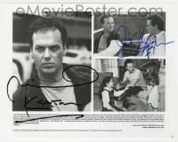 6s471 ONE GOOD COP signed 8x10 still 1991 by BOTH Michael Keaton AND Anthony LaPaglia!